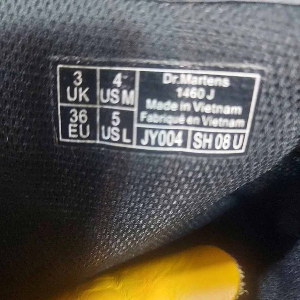 Dr Martens 1460 J Yellow Leather Lace Up Zip Boots Kids Size 4Y‎ Read!